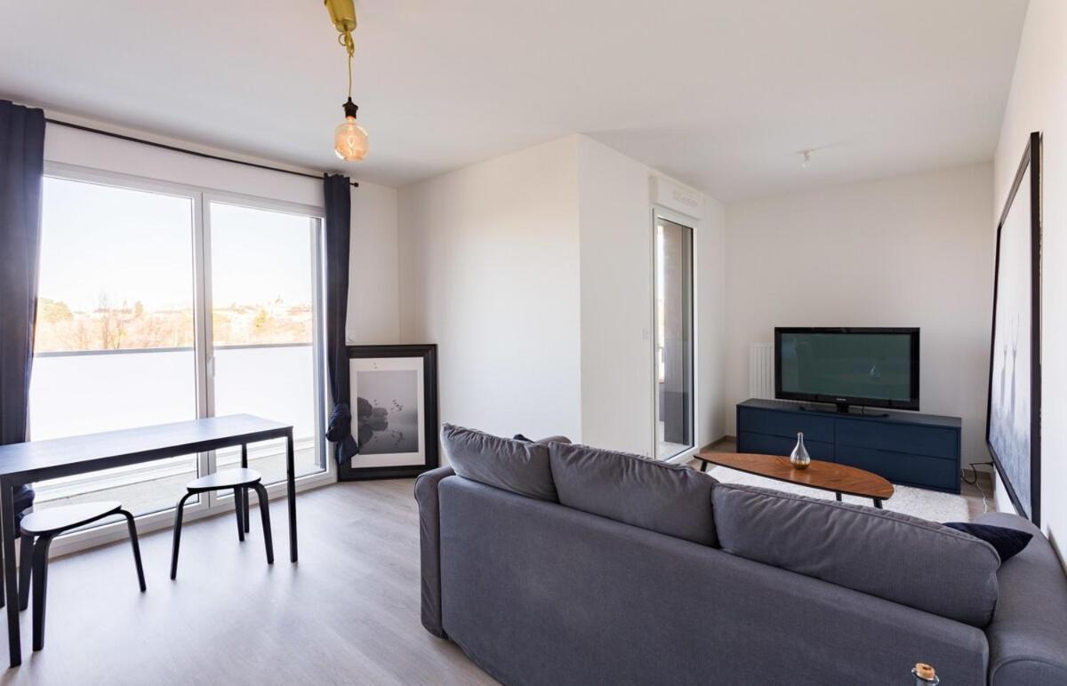 Le Rio, Appartement Avec Terrasse & Parking 雷恩 外观 照片