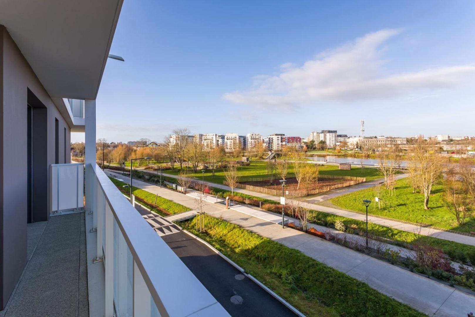 Le Rio, Appartement Avec Terrasse & Parking 雷恩 外观 照片