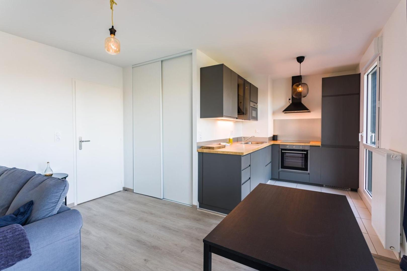 Le Rio, Appartement Avec Terrasse & Parking 雷恩 外观 照片